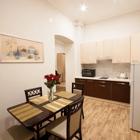 Wonderful Flat On City Center Ужгород Екстер'єр фото